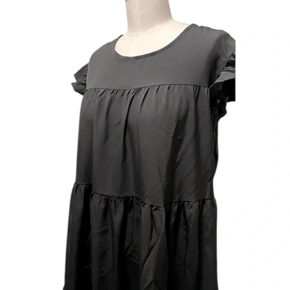 3 LEFT! ❤️ NEW! Black Poplin Tiered Flutter Sleeve Dress - Picture 5 of 9